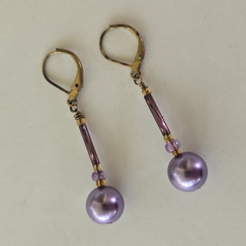 💜 Lilac Pearl Drop Earrings